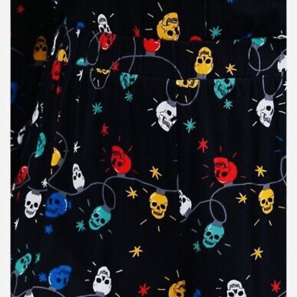 TORRID 2 2X Christmas Holiday Pajama Top Shirt Lights Skulls Button Up Super Sft - Picture 2 of 5